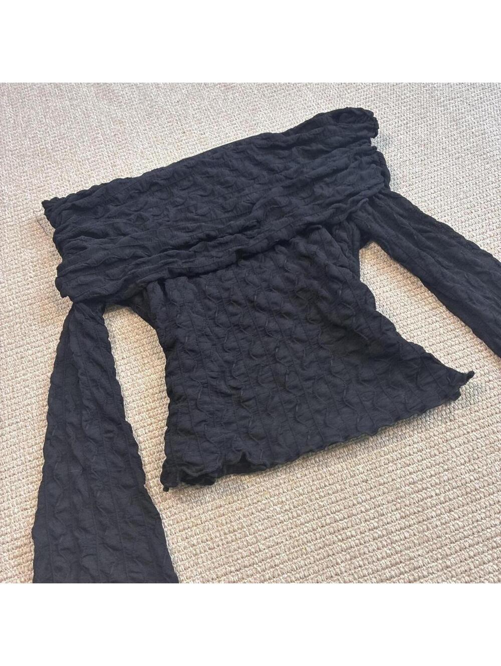 Willow + Root black off the shoulder long sleeve mesh top medium